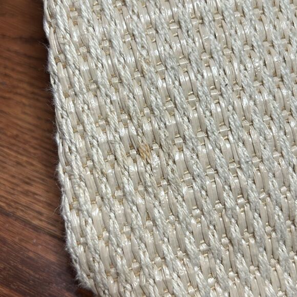 Sonoma small woven straw bag with leather handle and zipper closure - Picture 7 of 11